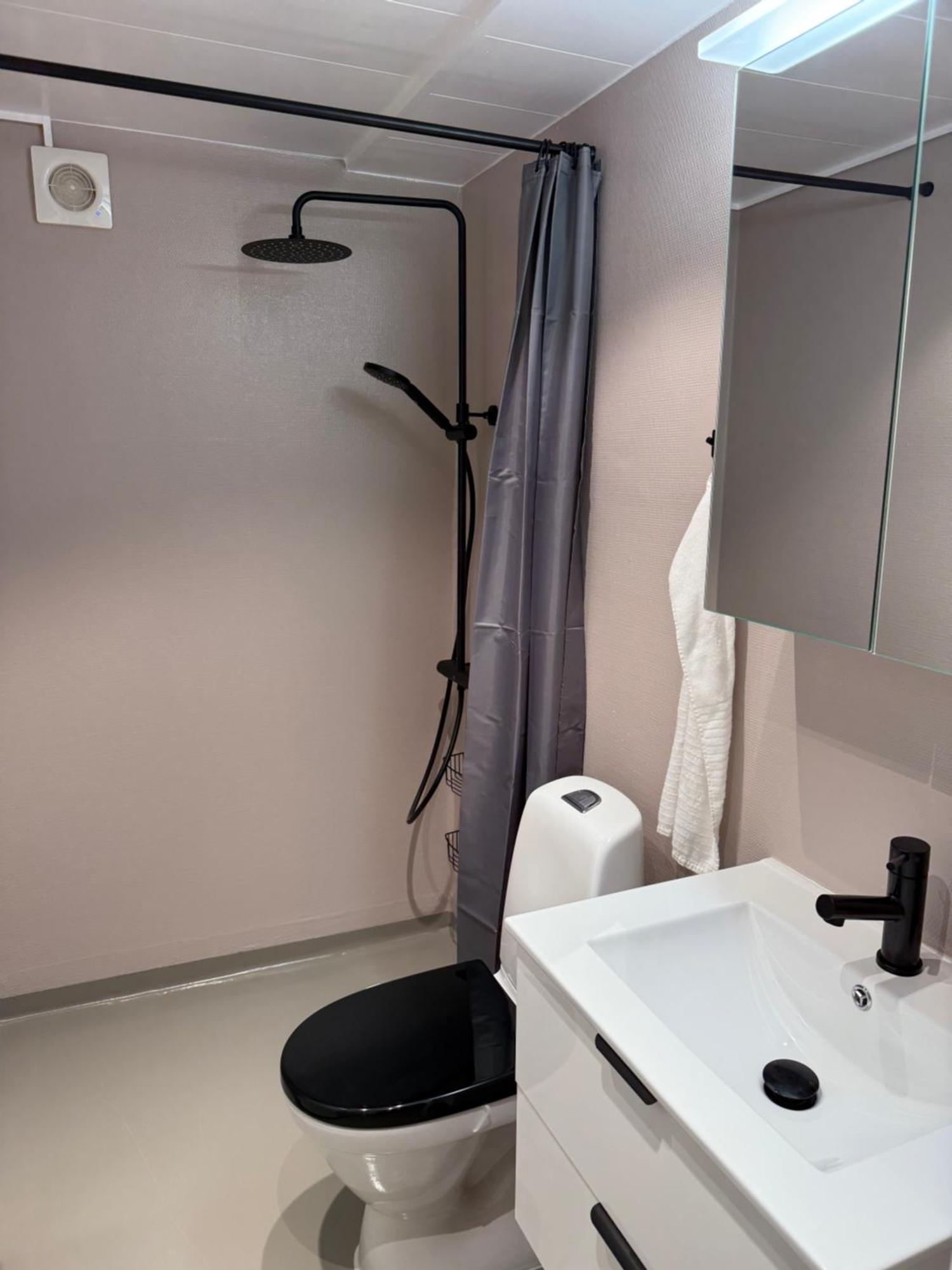 Modern Familjelaegenhet Daire Sundsvall Dış mekan fotoğraf